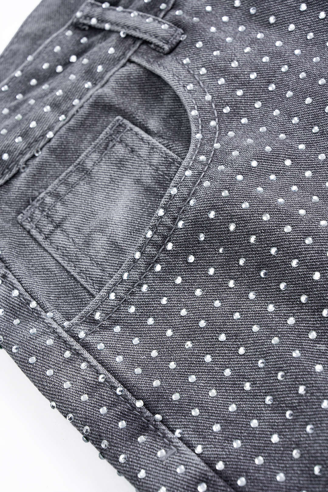 Adriana™ | VAQUEROS PARA MUJER DE PIERNA ANCHA CON ADORNOS