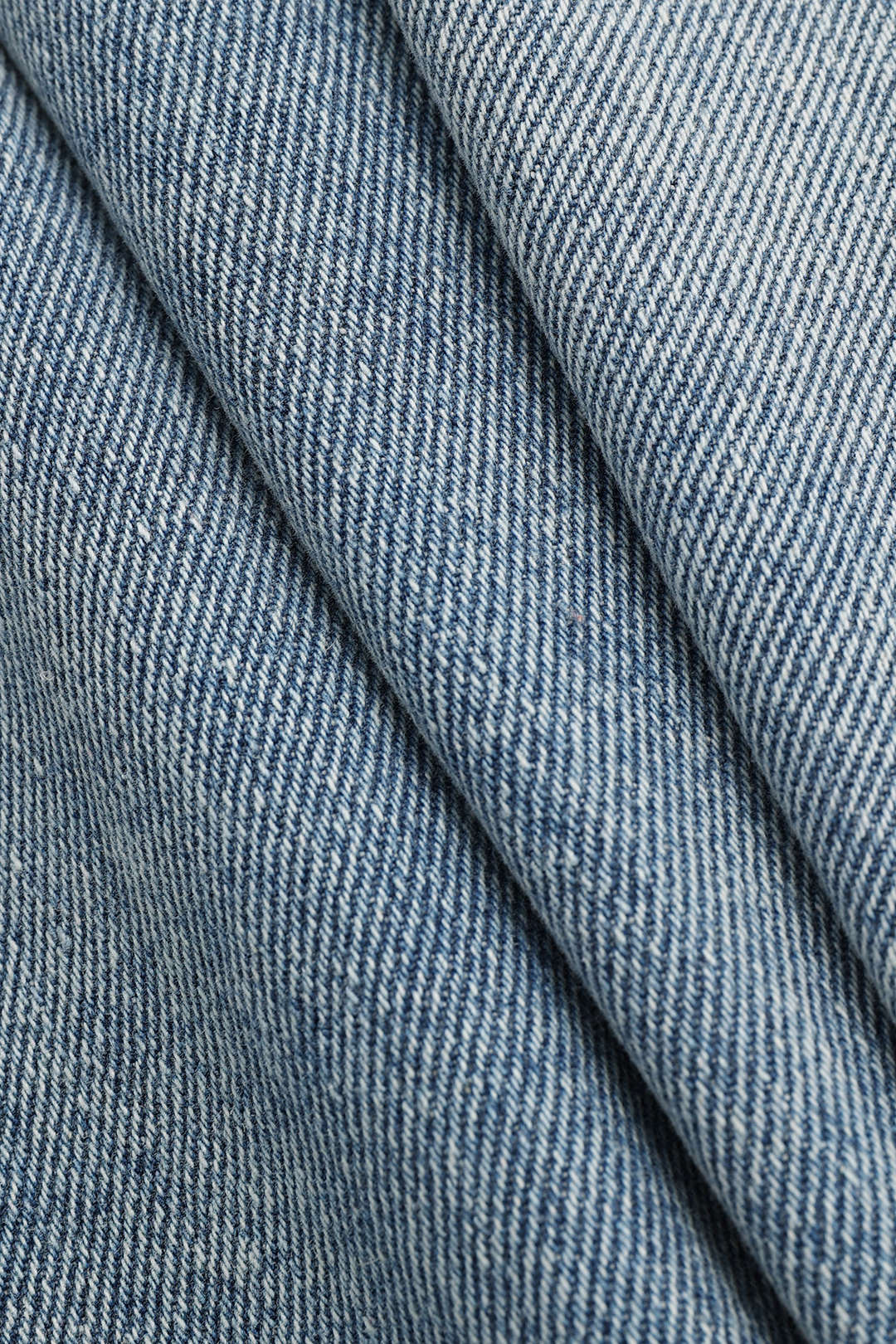 Alma™ | VAQUEROS DE TIRO ALTO CON CIERRE ASIMÉTRICO